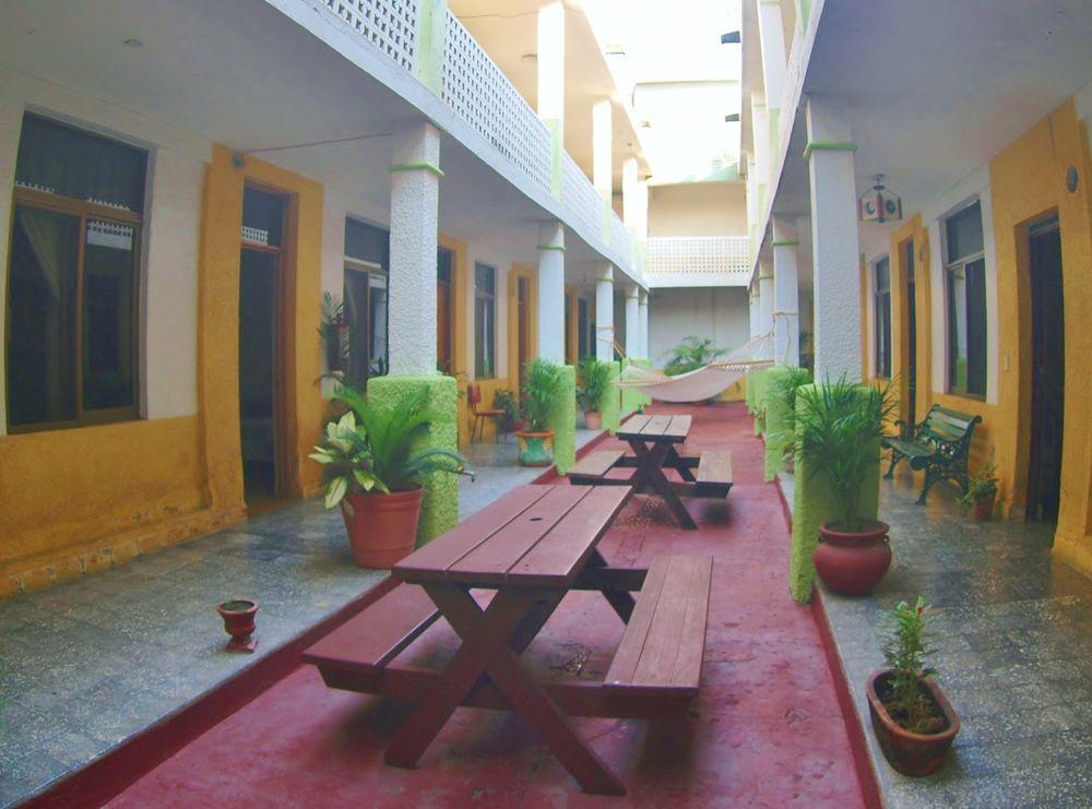 Hotel San Lorenzo Barra de Navidad Exterior foto